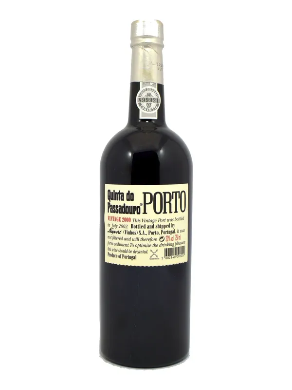 Botella de Niepoort Quinta do Passadouro Vintage 2000